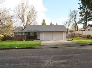 8360 SE Carnation St, Milwaukie, OR
