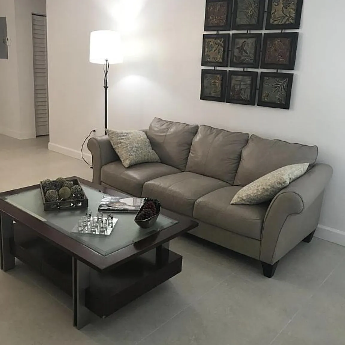 2 bed, 1.5 bath, 850 sqft, $2,300 — Photo 2