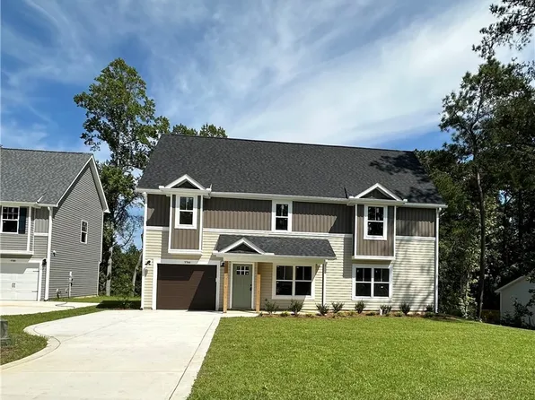 9744 Gooden Dr, Fayetteville, NC 28314