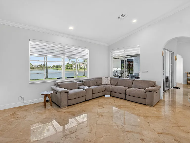 12466 Baywind Ct — Photo 14