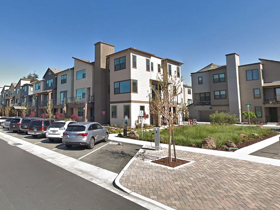 1st image of 306 Sungold Way