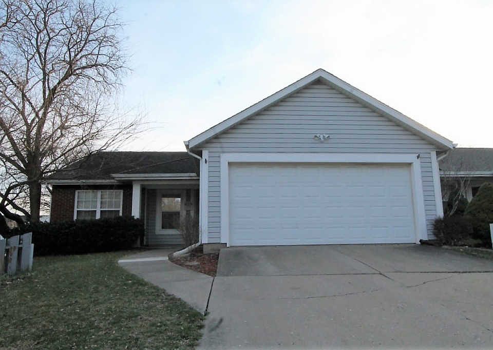 1st image of 15 Windy Hill Dr