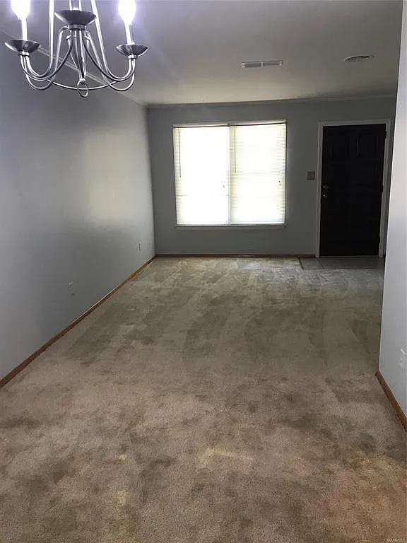 1117 Karen Road - 1 — Photo 2