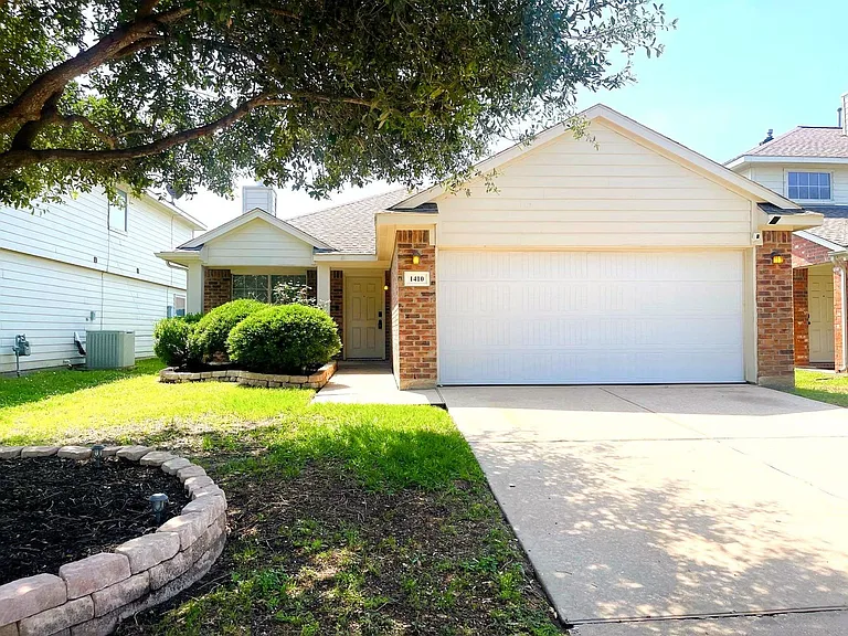 1410 Danby Heath Ln — Photo 23