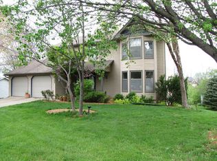 4305 W North Pinebrook Ln, Columbia, MO 65203