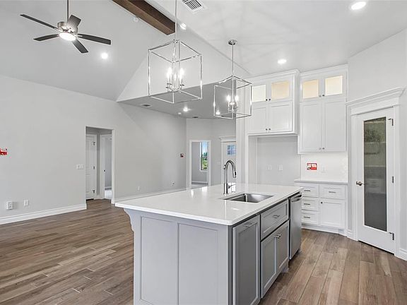 4th image of 10309 SW 56th St