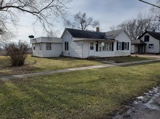 712 W 2nd St, Gilman, IL
