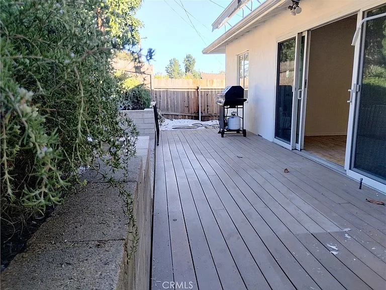374 Grand Ave — Photo 35