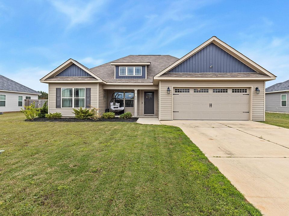 1st image of 609 Daisy Dr