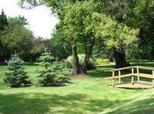 103 Surrey Ln, Lake Forest, IL 60045