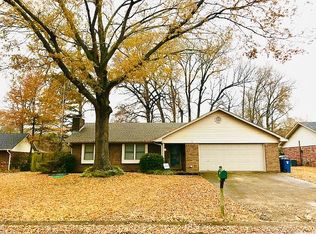 27 Sandstone Dr, Conway, AR 72034