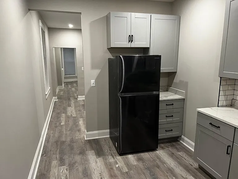 Kitchen/hallway