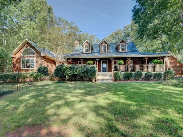 1371 Lipscomb Rd, Social Circle, GA 30025