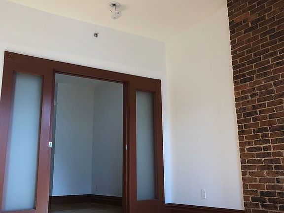 3rd image of 36 Driggs Ave APT 3L