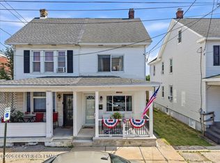 153 E White St, Summit Hill, PA 18250