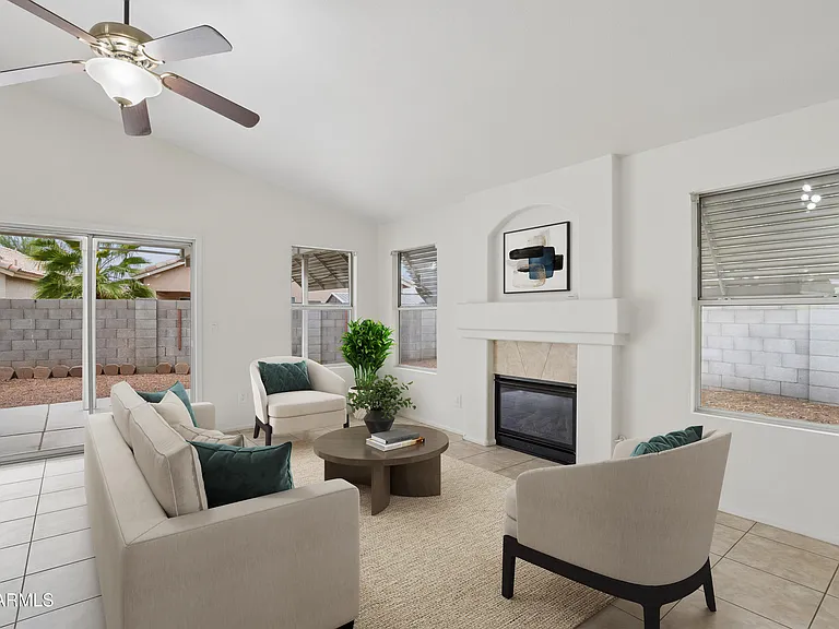 15661 W Hammond Dr — Photo 5