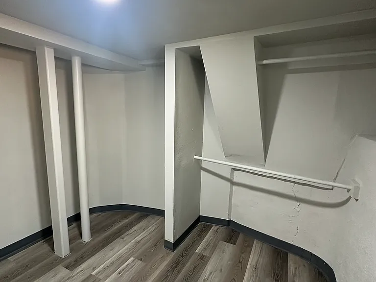 2339 Van Ness Ave #B — Photo 18