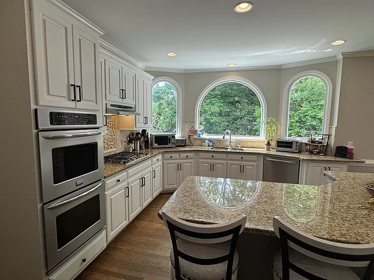 365 Fairleaf Ct — Photo 9