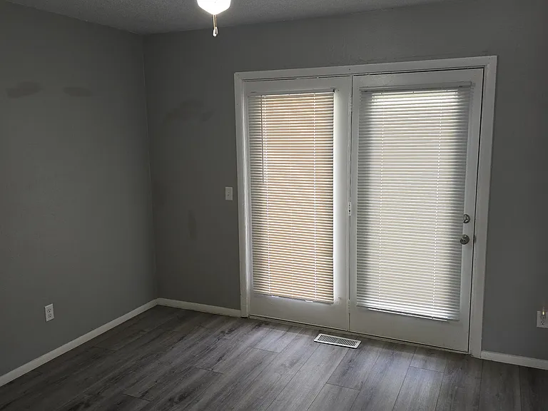 1443 Oakmont St #B — Photo 2