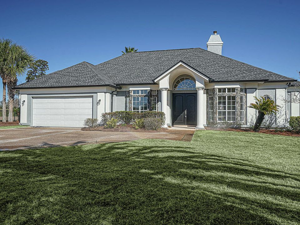 1st image of 131 Dragon Cir