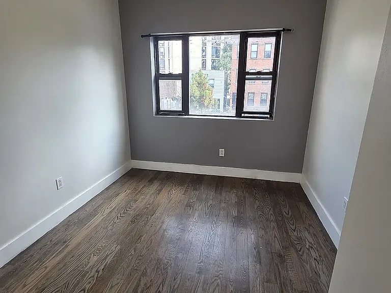 2423 Dean St #2 — Photo 7