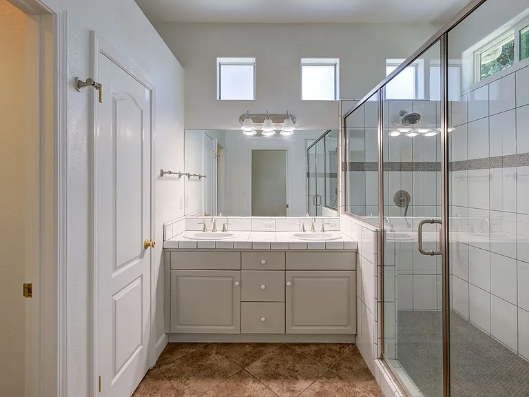 5508 W Bluff Ave — Photo 15