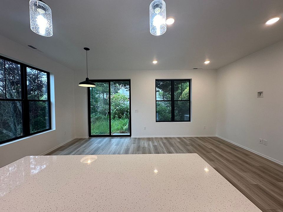 CLA173 Baltimore 13531355 Baltimore Ave SE Bandon OR Zillow