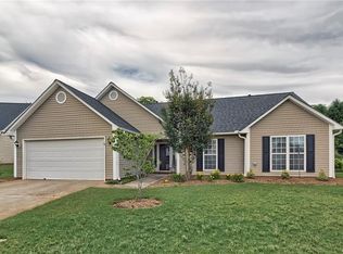 6 Kentucky Derby Ct, Greenville, SC 29615