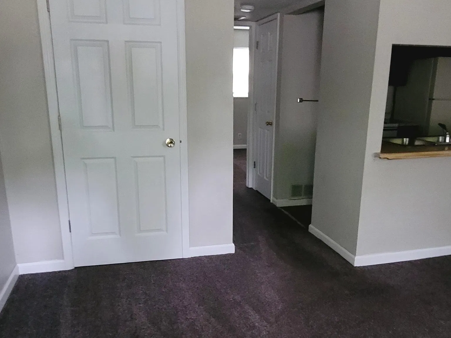 1412 N Della St — Photo 2