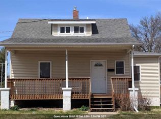 2304 Central Ave, Bettendorf, IA 52722