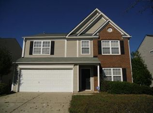 10439 Plantain Ct, Charlotte, NC 28213