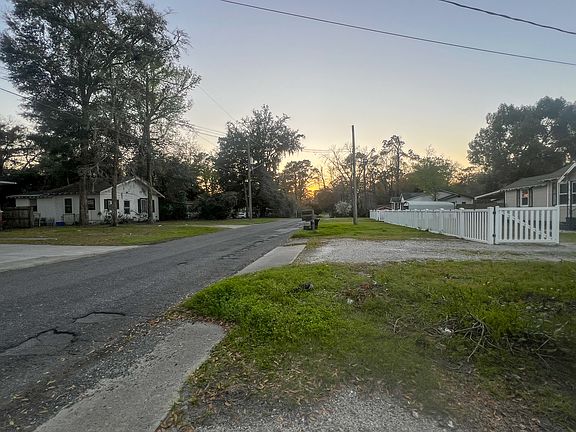 Neighborhood