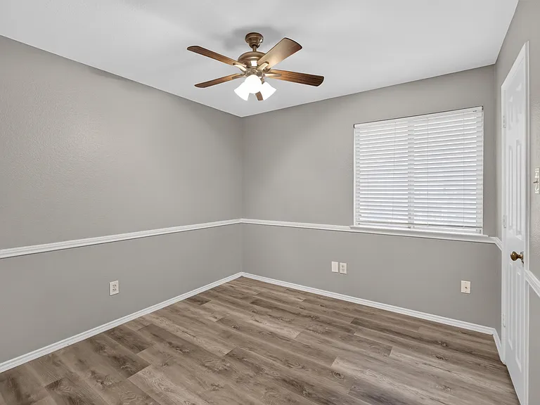 6318 Brookcrest Dr — Photo 18