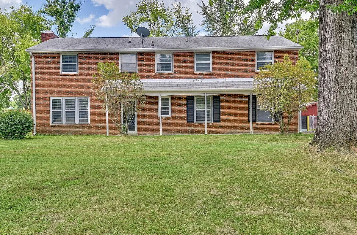 Building Photo - 655 Harding Pl