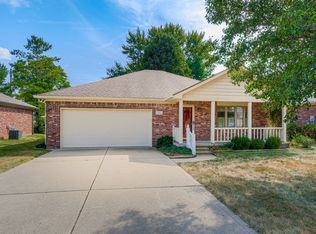 111 Divinity Ct, Mooresville, IN 46158
