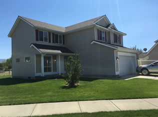 1814 N Arc Rd, Greenacres, WA 99016