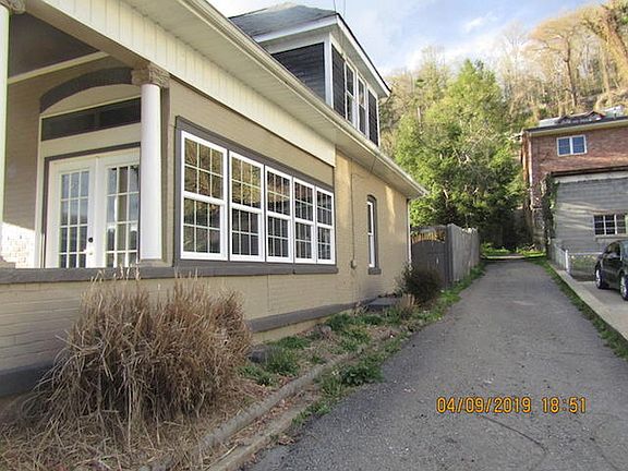 2nd image of 407 E Mound St