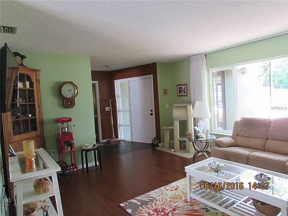 4th image of 7602 Lakeside Woodlands Dr