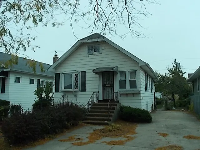 221 S 21st Ave photo 1