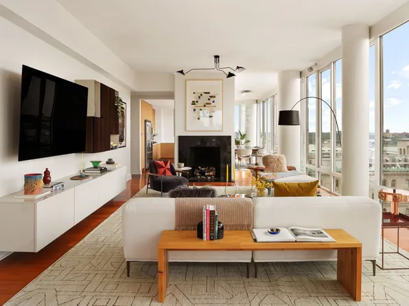 230 West 78th Street PH19 image 2 of 18