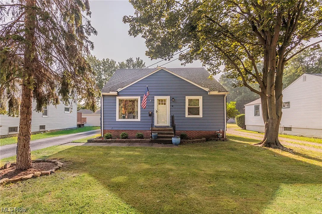 4307 Clague Rd photo 1