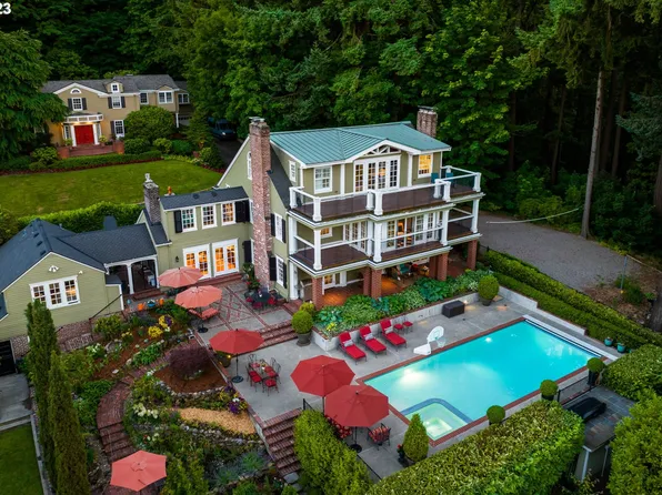 3161 NW Cumberland Rd, Portland, OR 97210