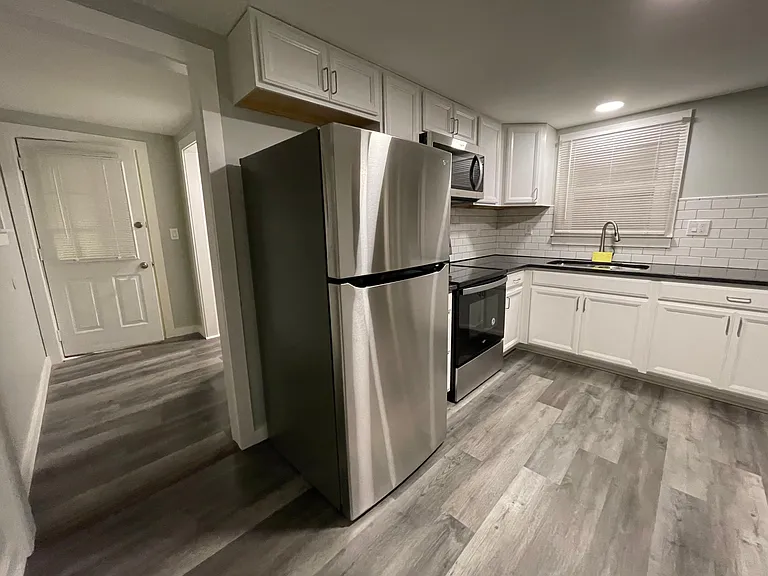 108 Clinton St #2 — Photo 8