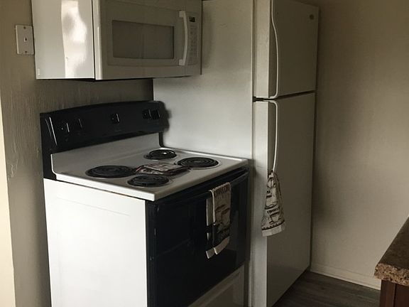 2nd image of 9523 5th Bay St APT E