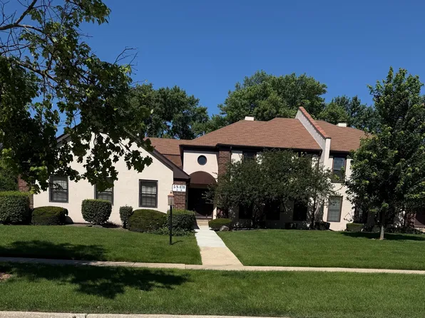 5S470 Scots Dr APT D, Naperville, IL 60563