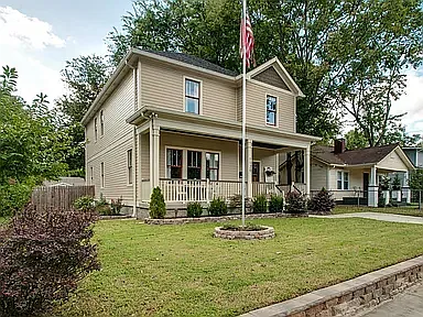 Building Photo - 1120 Pennock Ave