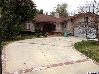 2nd image of 15901 Bahama St