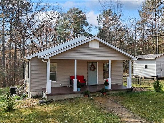 3rd image of 617 County Road 514
