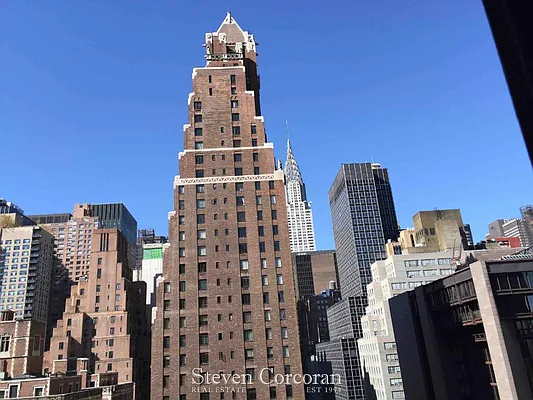 Sold by Steven Corcoran Real Estate | media 3