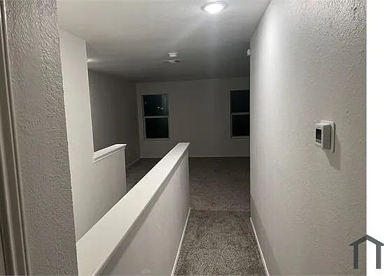 8011 Archcrest Ct — Photo 32